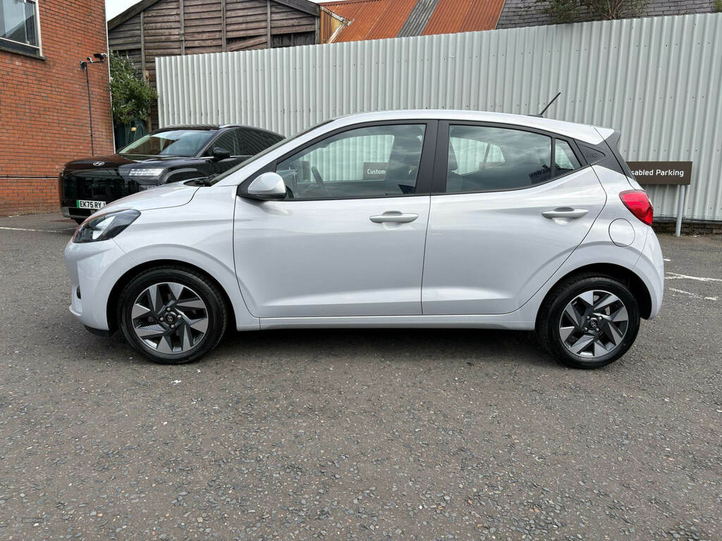 Hyundai I10 1.0 63 Advance Nav EF25YFM Grey #3