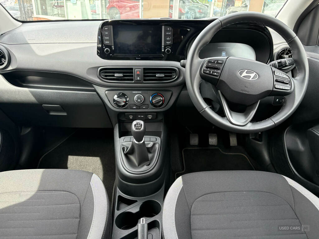 Hyundai I10 1.0 63 Advance Nav EF25YFM Grey #6