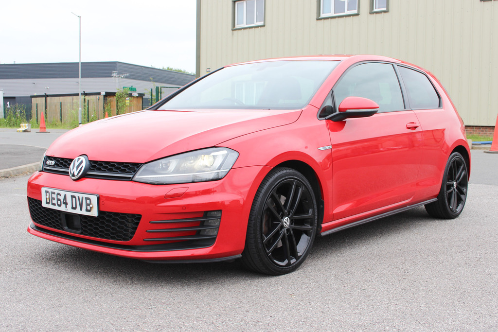 Volkswagen Golf Gtd DE64DVB Red #4