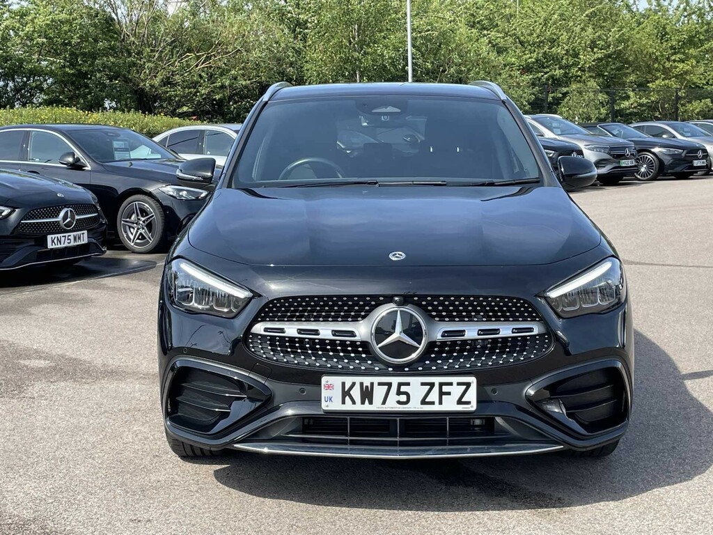 Mercedes-Benz GLA Class 2.0 Gla200d Amg Line Executive Suv 8G #4