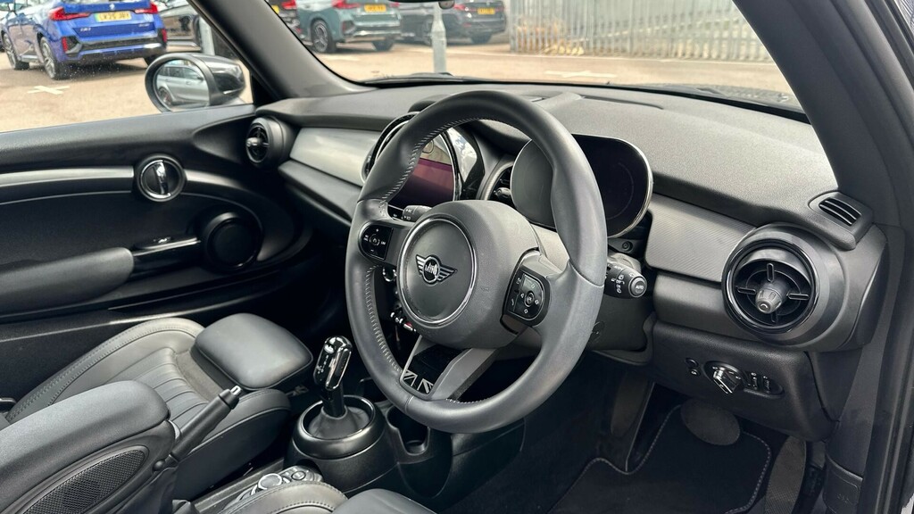 Mini Hatch 3-Door Hatch Cooper Exclusive LP23XRT #6