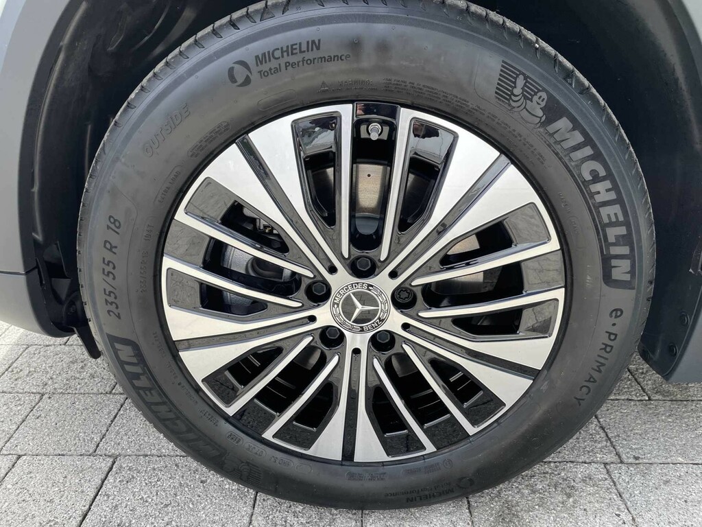 Mercedes-Benz EQA Eqa 250 Amg Line Premium Black #42