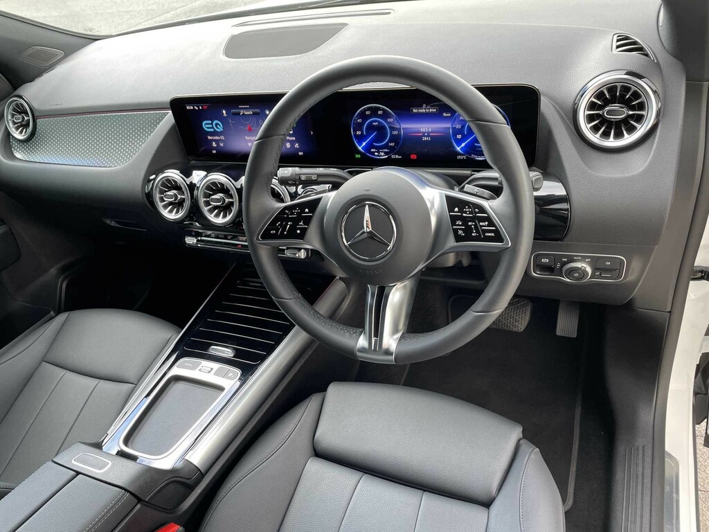 Mercedes-Benz EQA Eqa 250 Amg Line Premium Black #27