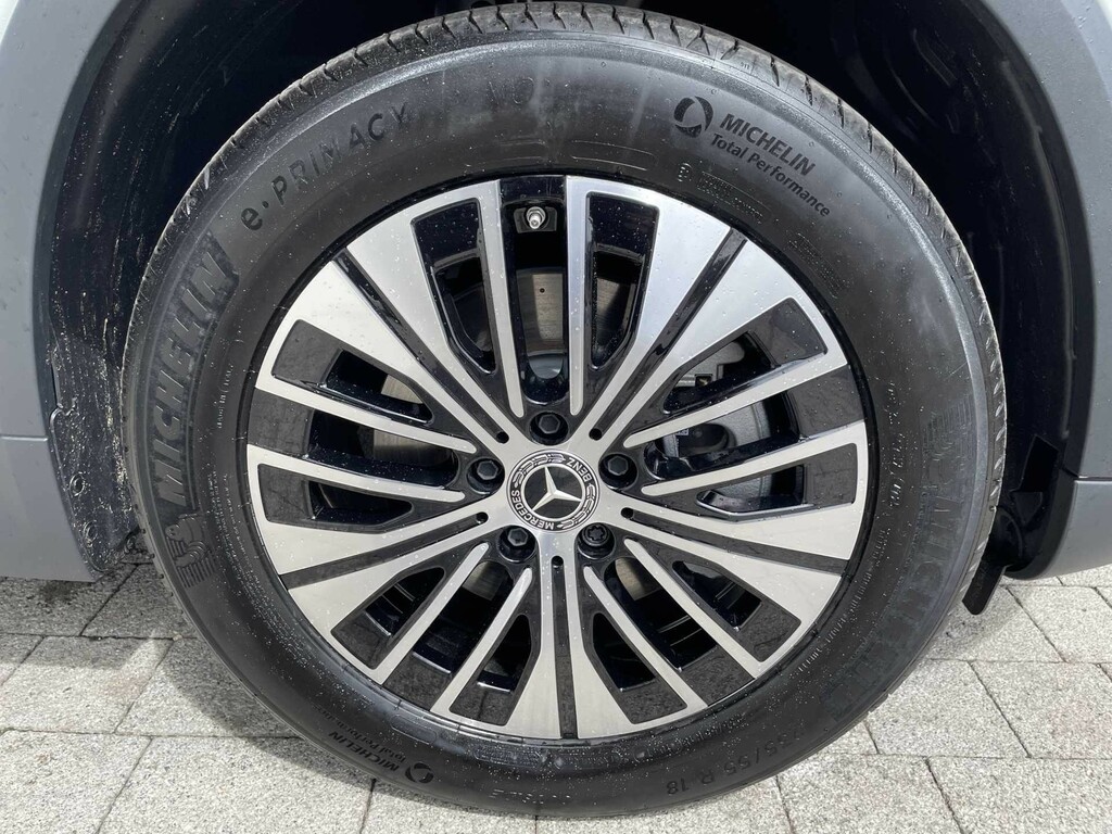 Mercedes-Benz EQA Eqa 250 Amg Line Premium Black #41