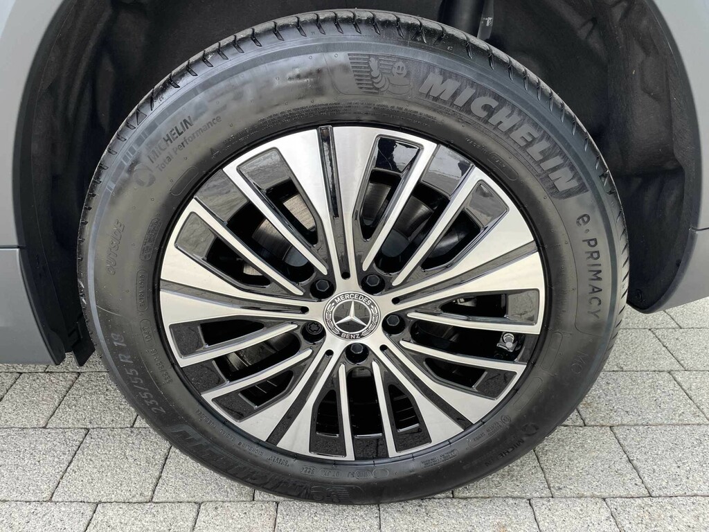 Mercedes-Benz EQA Eqa 250 Amg Line Premium Black #43