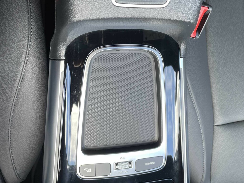Mercedes-Benz EQA Eqa 250 Amg Line Premium Black #20