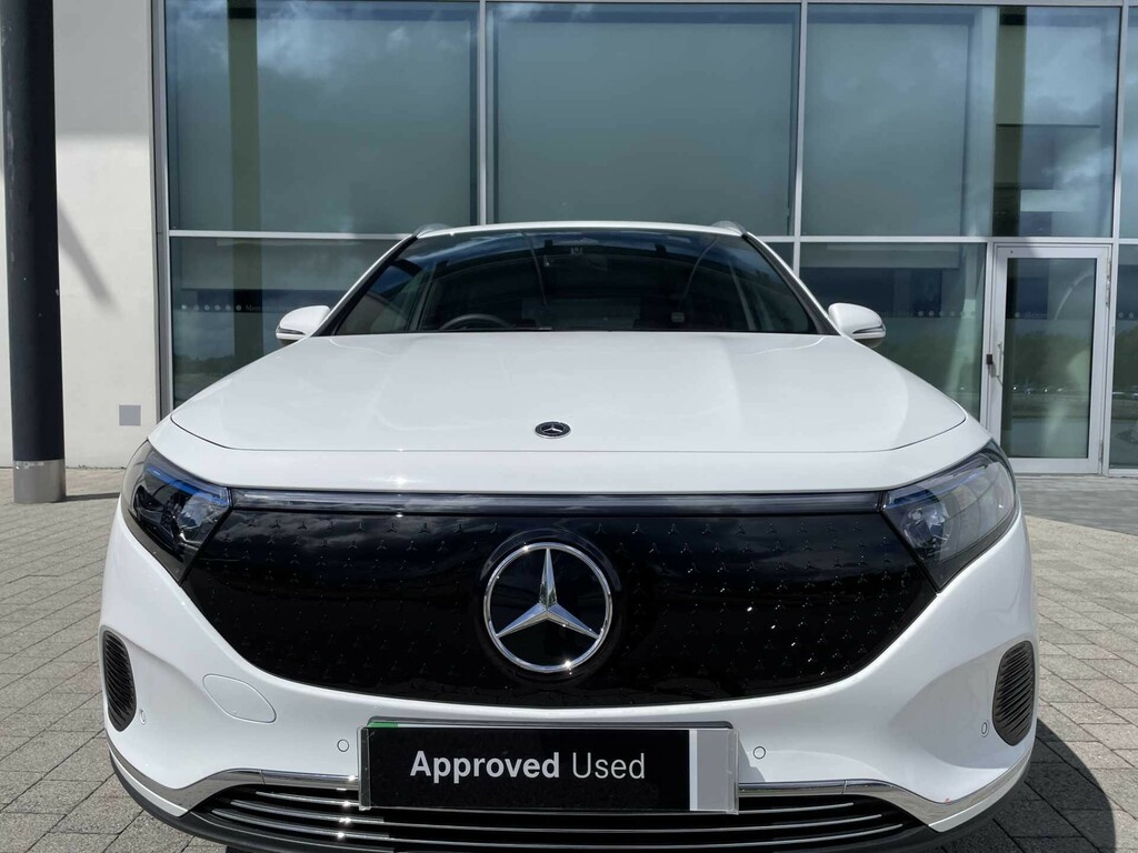 Mercedes-Benz EQA Eqa 250 Amg Line Premium Black #4