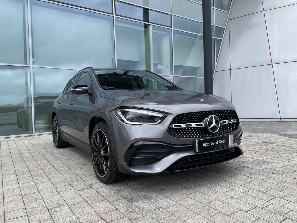 Mercedes-Benz GLA Class 2.0 Gla220d Amg Line Night Edition Premium Plus
