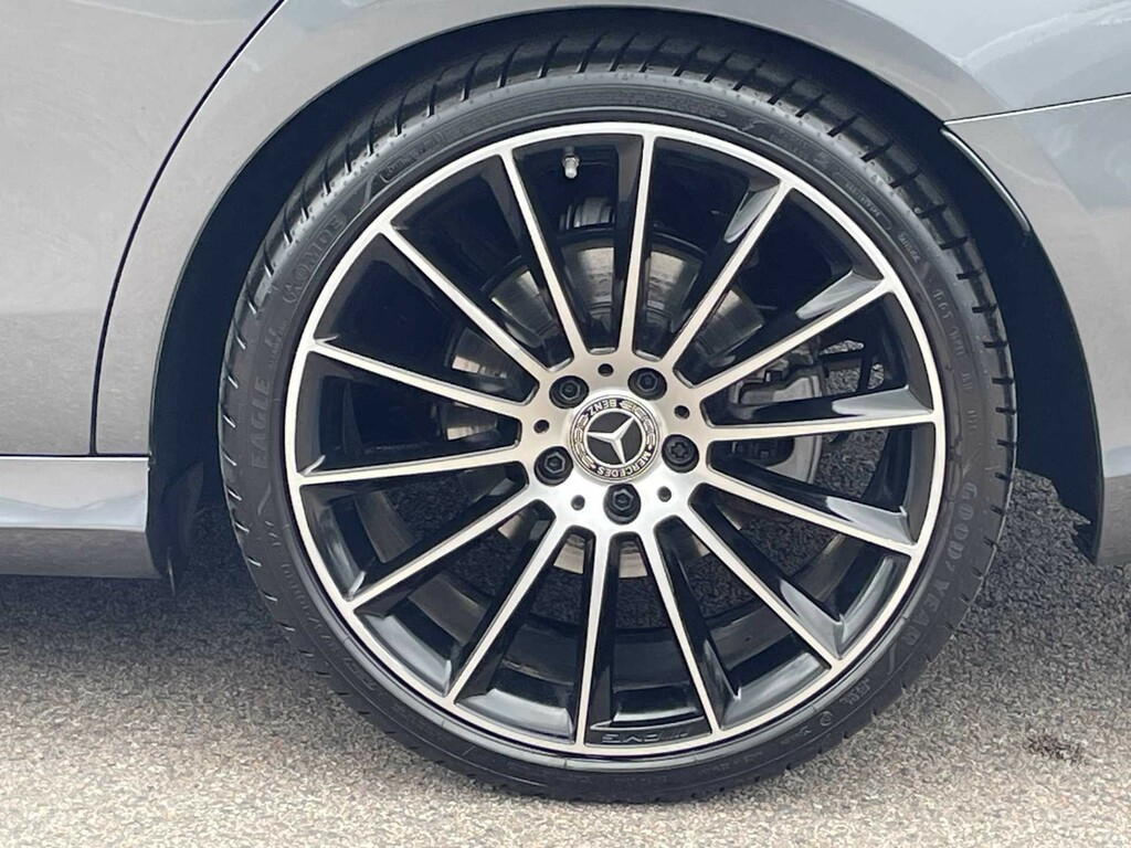 Mercedes-Benz E Class E220d 200 Amg Line 9G-tronic Silver #3