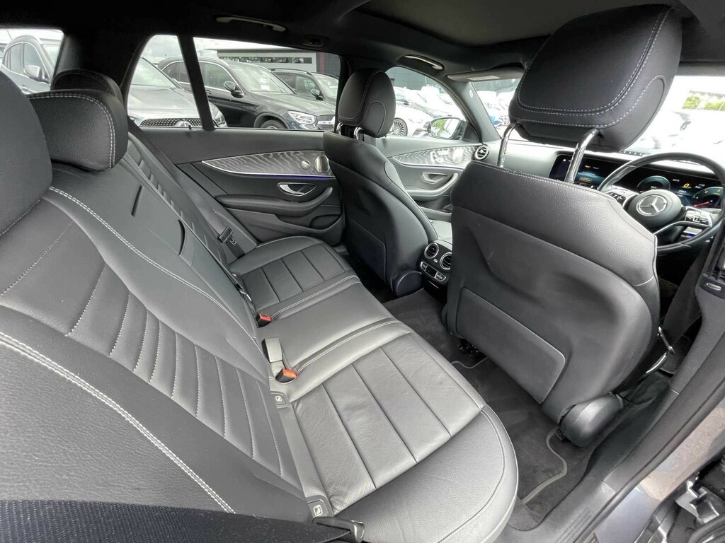 Mercedes-Benz E Class E220d 200 Amg Line 9G-tronic Silver #23