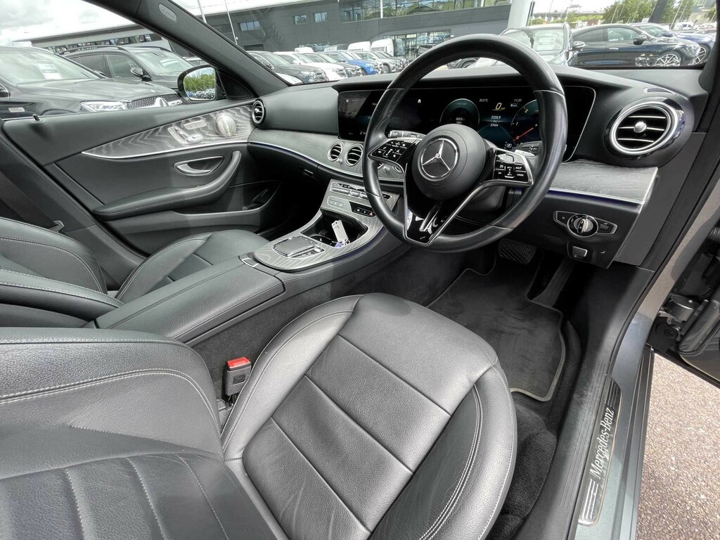 Mercedes-Benz E Class E220d 200 Amg Line 9G-tronic Silver #19