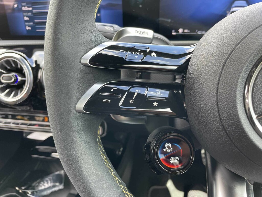 Mercedes-Benz A Class A180 Amg Line Executive XRZ7705  #47