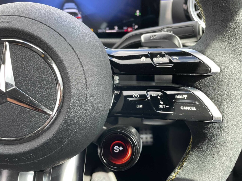 Mercedes-Benz A Class A180 Amg Line Executive XRZ7705  #48