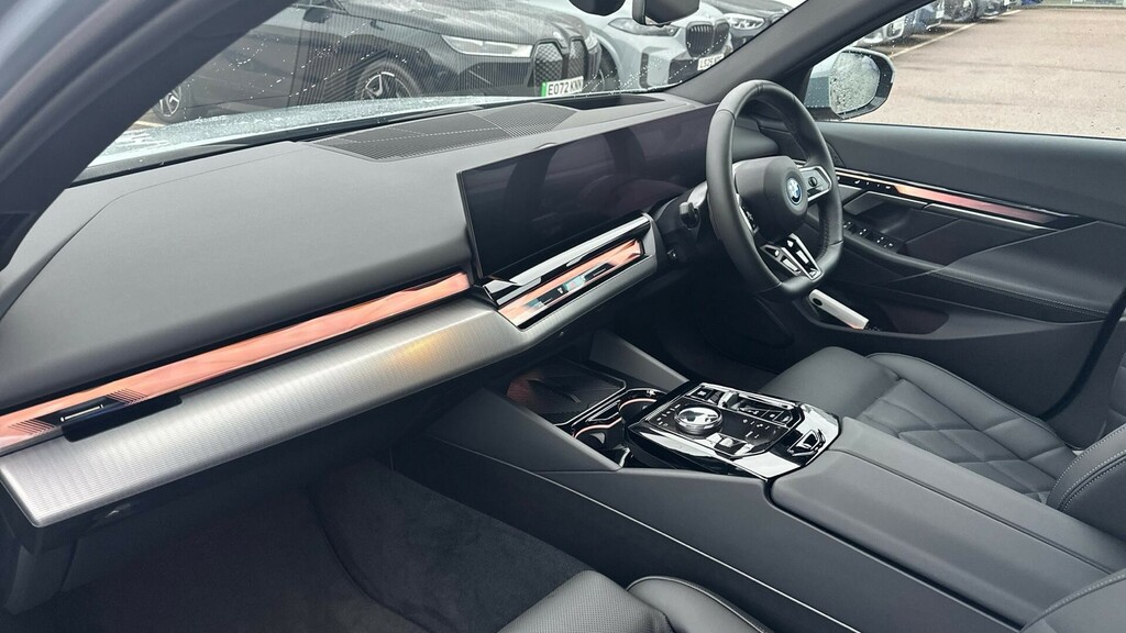 BMW 5 Series 520I M Sport Black #7