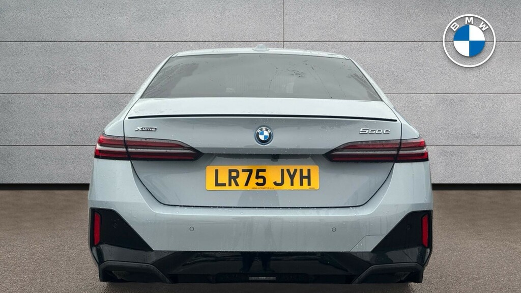 BMW 5 Series 520I M Sport Black #15