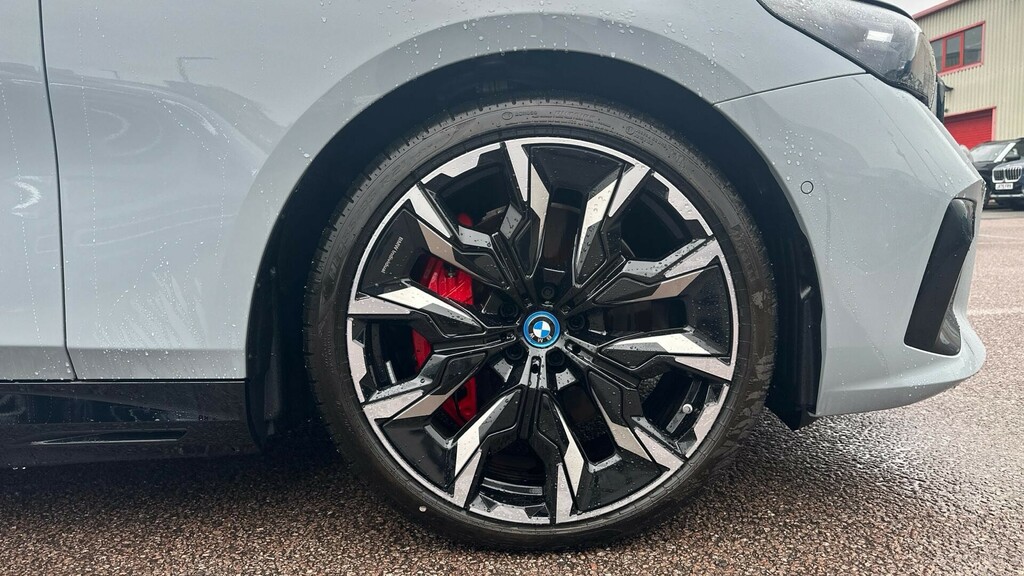 BMW 5 Series 520I M Sport Black #14
