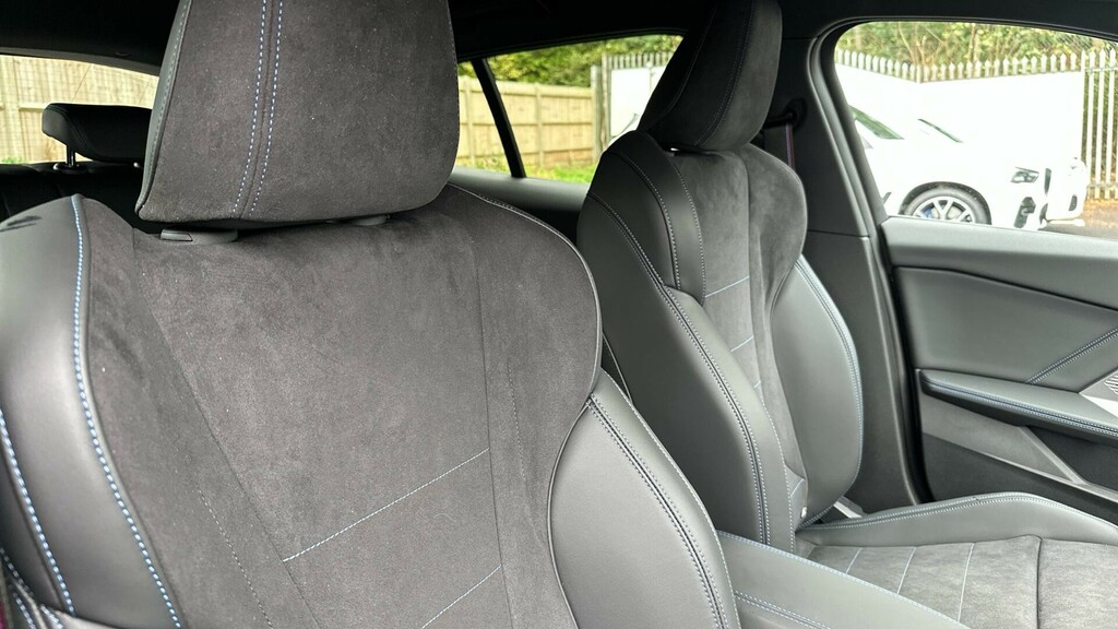 BMW 1 Series Hatchback White #33