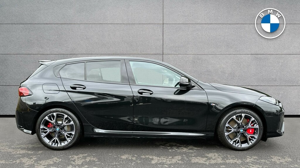 BMW 1 Series Hatchback White #3
