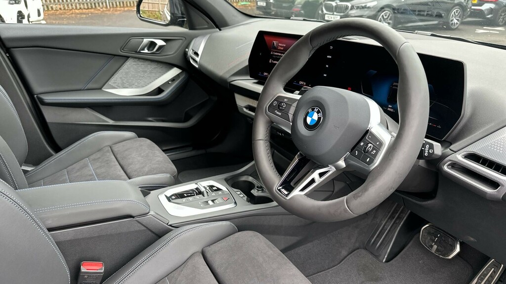 BMW 1 Series Hatchback White #6