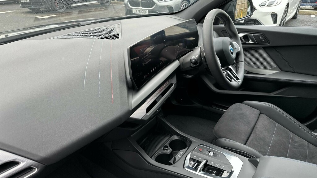 BMW 1 Series Hatchback White #7