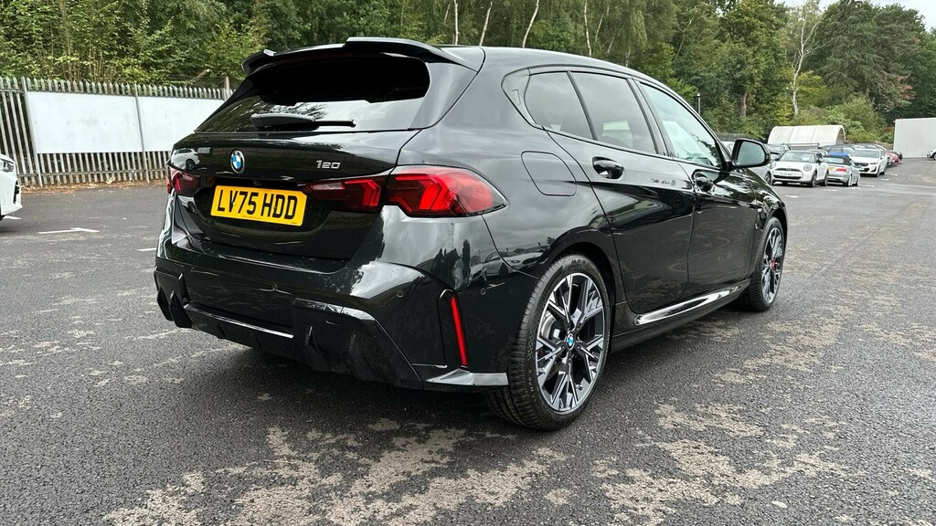 BMW 1 Series Hatchback White #36