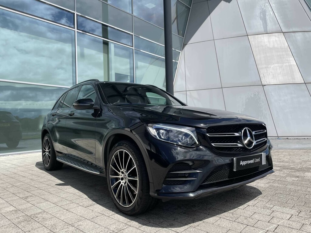 Mercedes-Benz GLC Class 2.0 Glc250 Amg Night Edition Premium Plus Suv #3