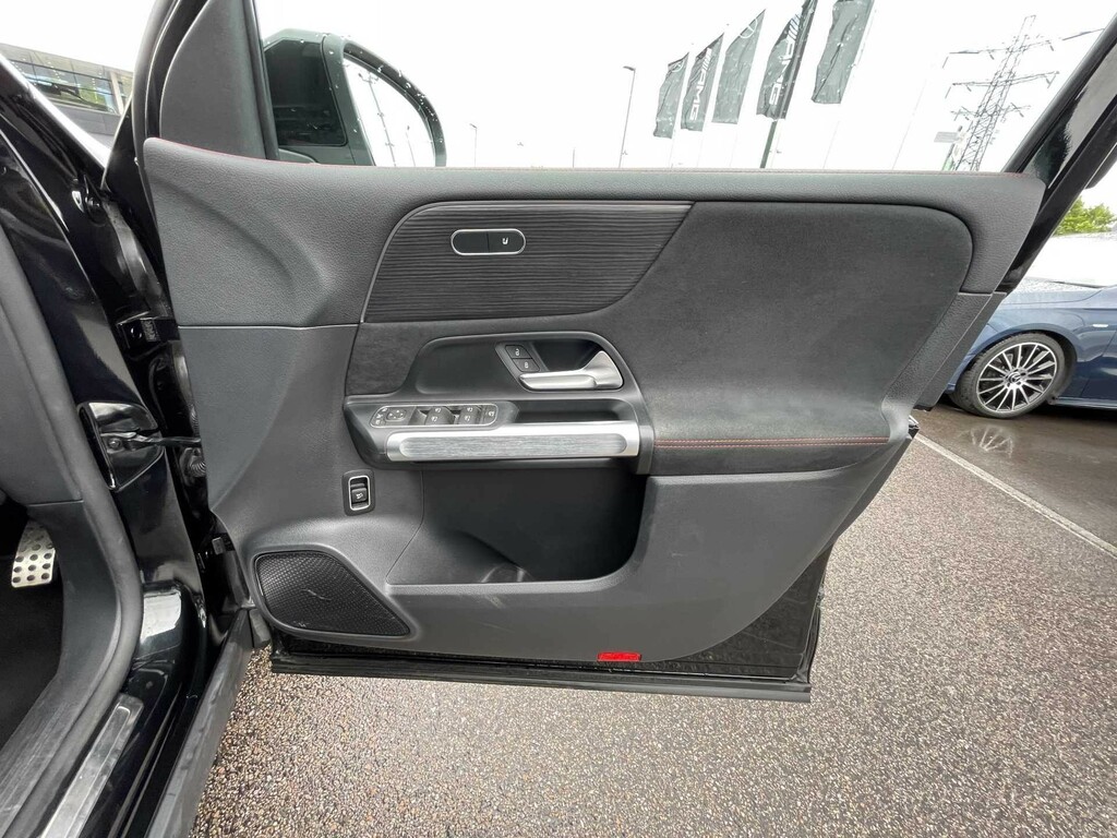 Mercedes-Benz EQB Amg Line White #21