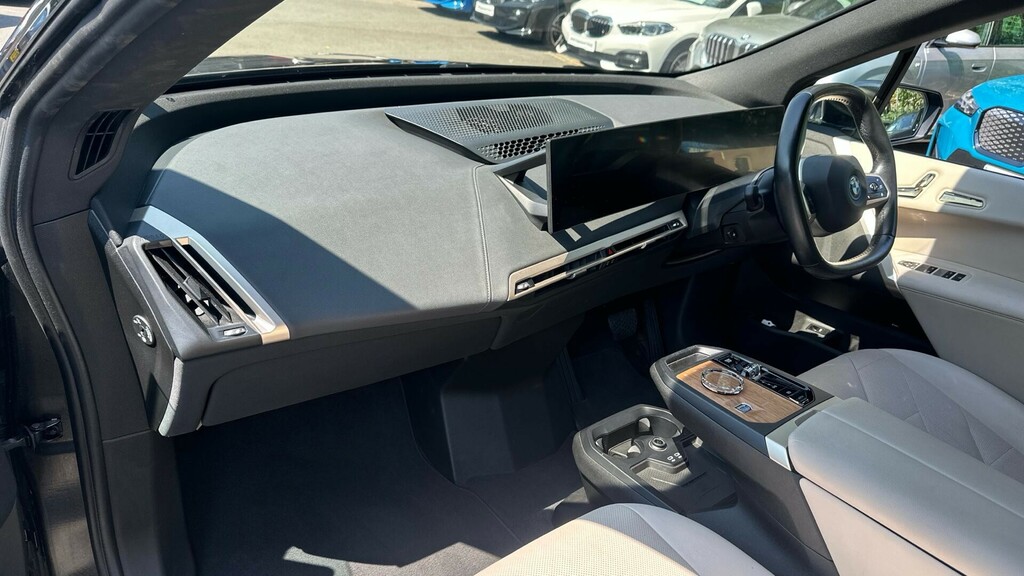 BMW iX Ix Xdrive40 M Sport White #7