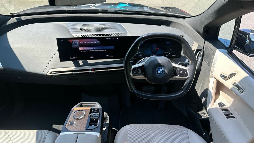 BMW iX Ix Xdrive40 M Sport White #4