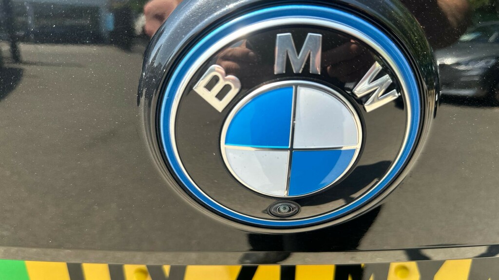 BMW iX Ix Xdrive40 M Sport White #27
