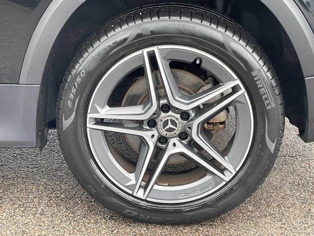 Mercedes-Benz GLB Class 1.3 Glb200 Mhev Amg Line Executive Suv Petro #3