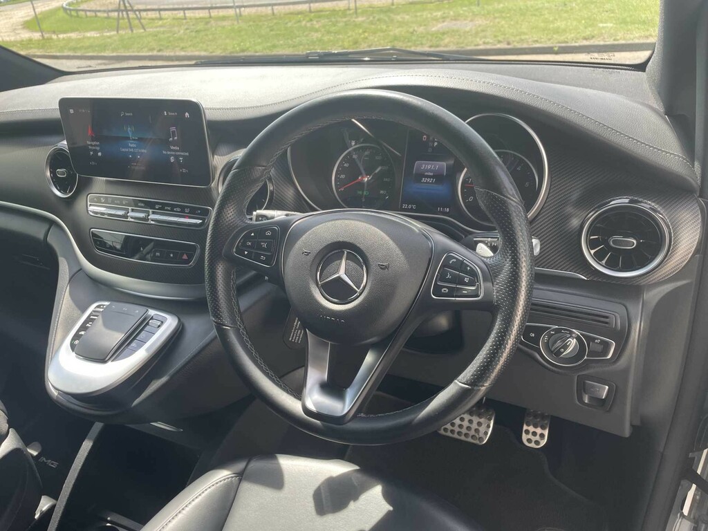 Mercedes-Benz V Class 2L Amg Line Black #41