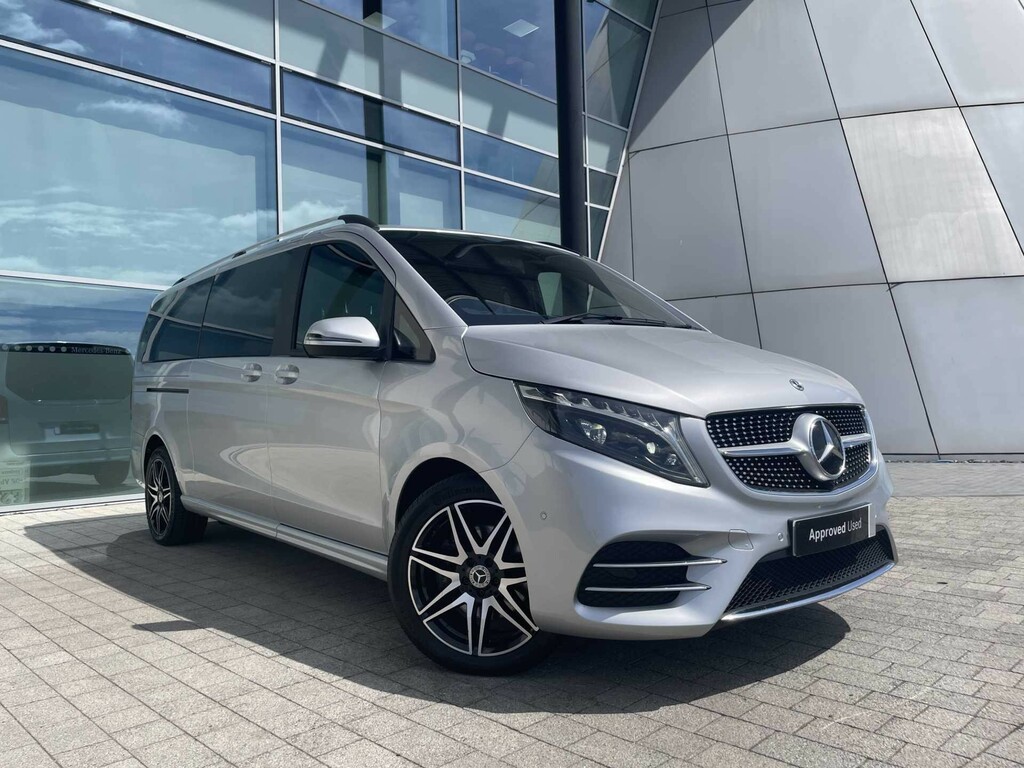 Mercedes-Benz V Class 2L Amg Line Black #44