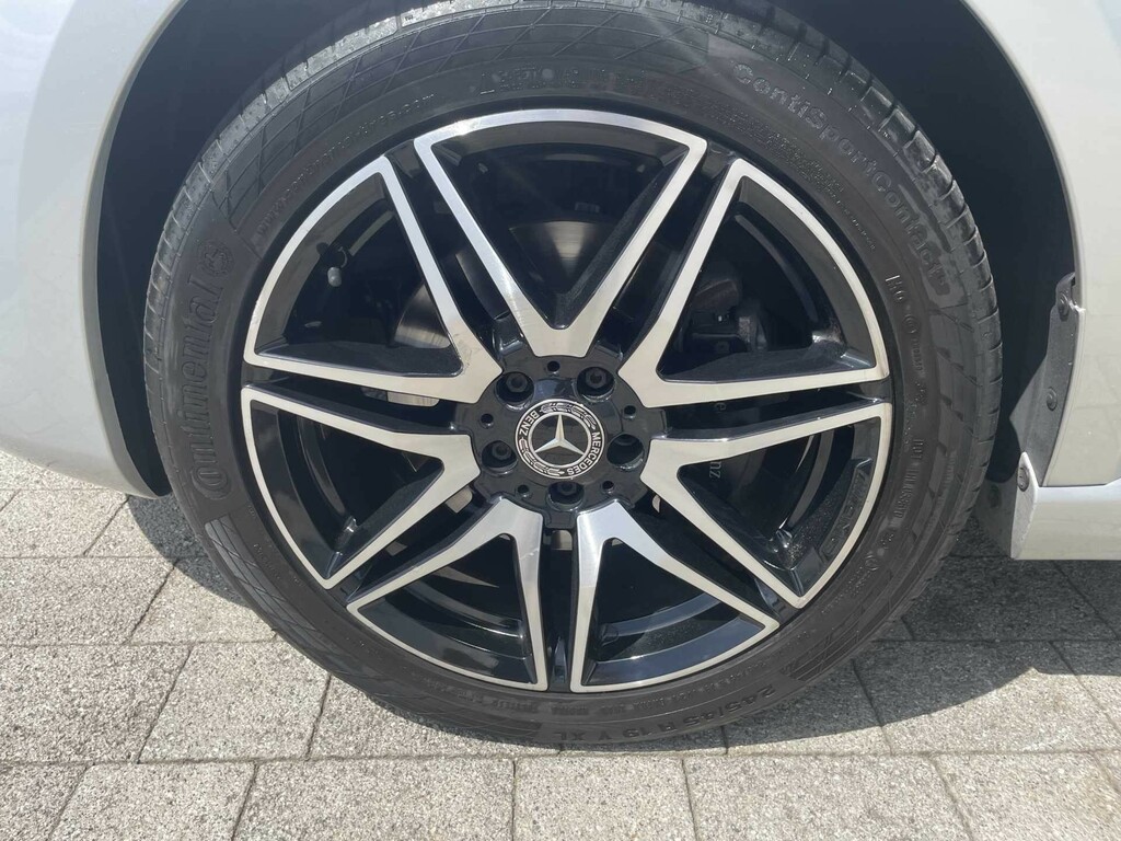 Mercedes-Benz V Class 2L Amg Line Black #47