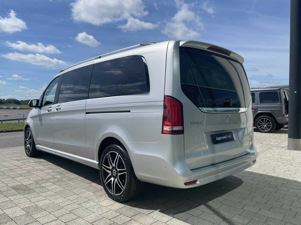 Mercedes-Benz V Class 2L Amg Line Black #43