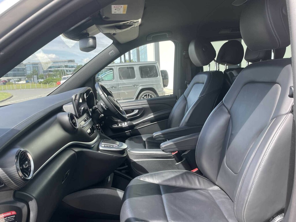 Mercedes-Benz V Class 2L Amg Line Black #9