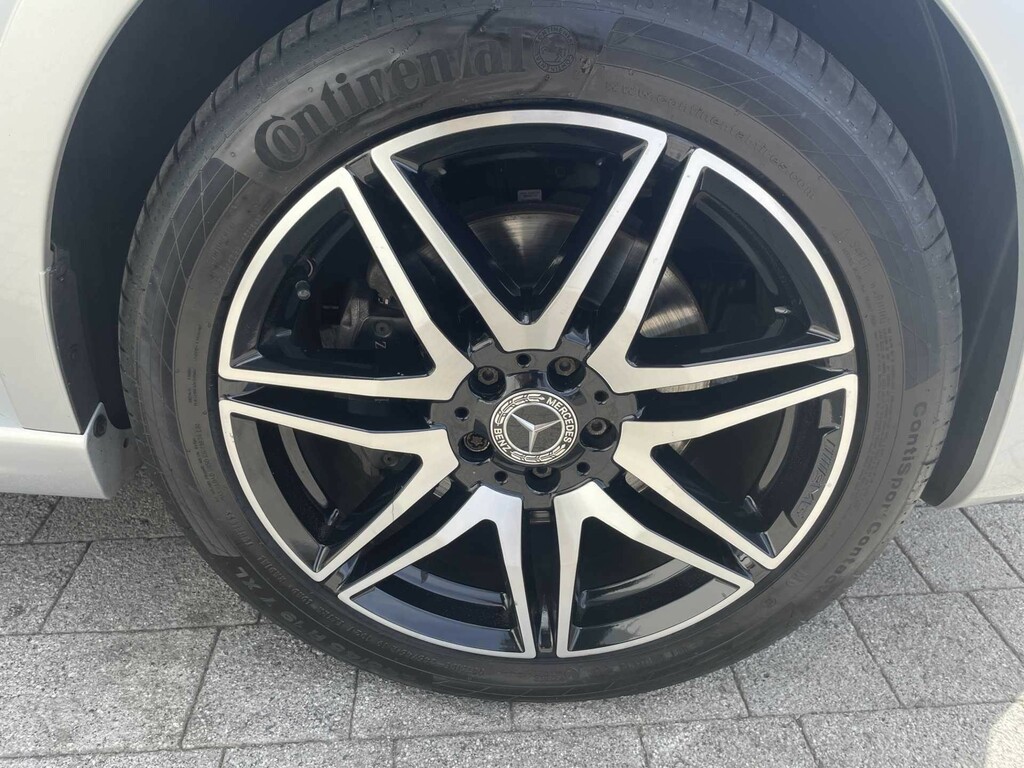 Mercedes-Benz V Class 2L Amg Line Black #46