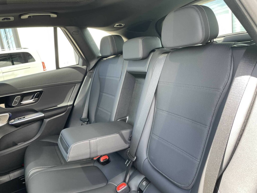 Mercedes-Benz GLC Class Glc 300 4Matic Amg Line Prem Plus Coupe Black #9