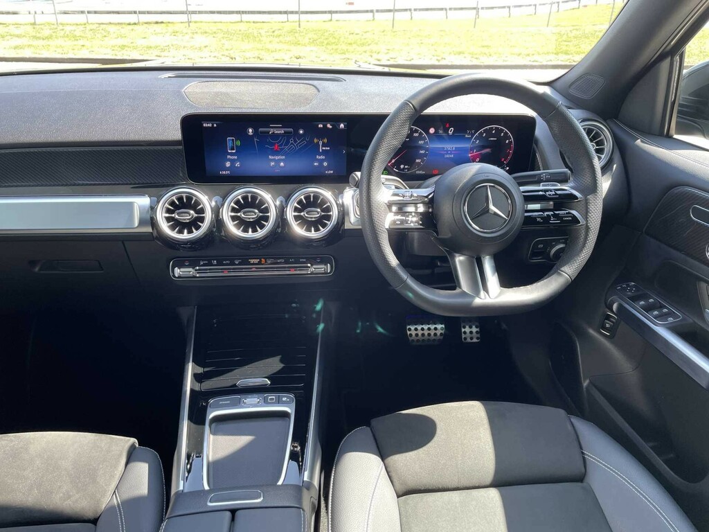 Mercedes-Benz GLB Class 200 Amg Line Executive 7G-tronic Black #39