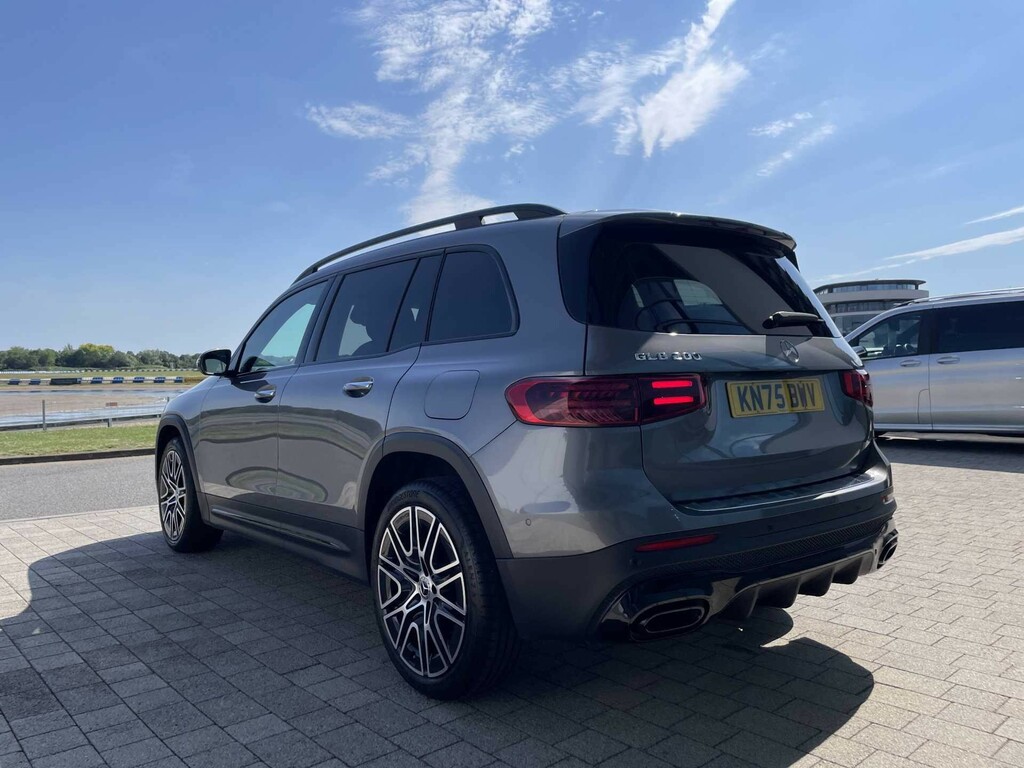 Mercedes-Benz GLB Class 200 Amg Line Executive 7G-tronic Black #53
