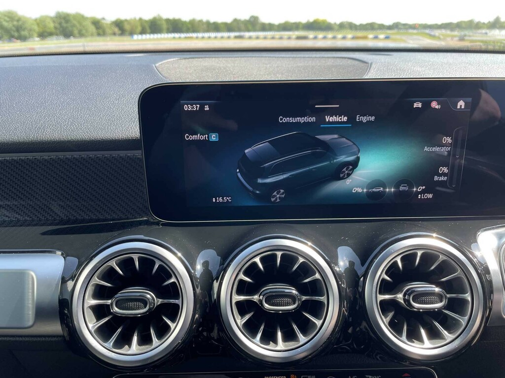 Mercedes-Benz GLB Class 200 Amg Line Executive 7G-tronic Black #25