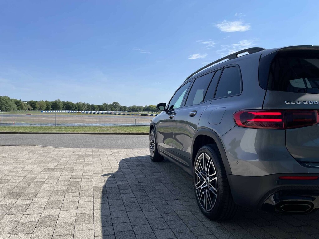 Mercedes-Benz GLB Class 200 Amg Line Executive 7G-tronic Black #32