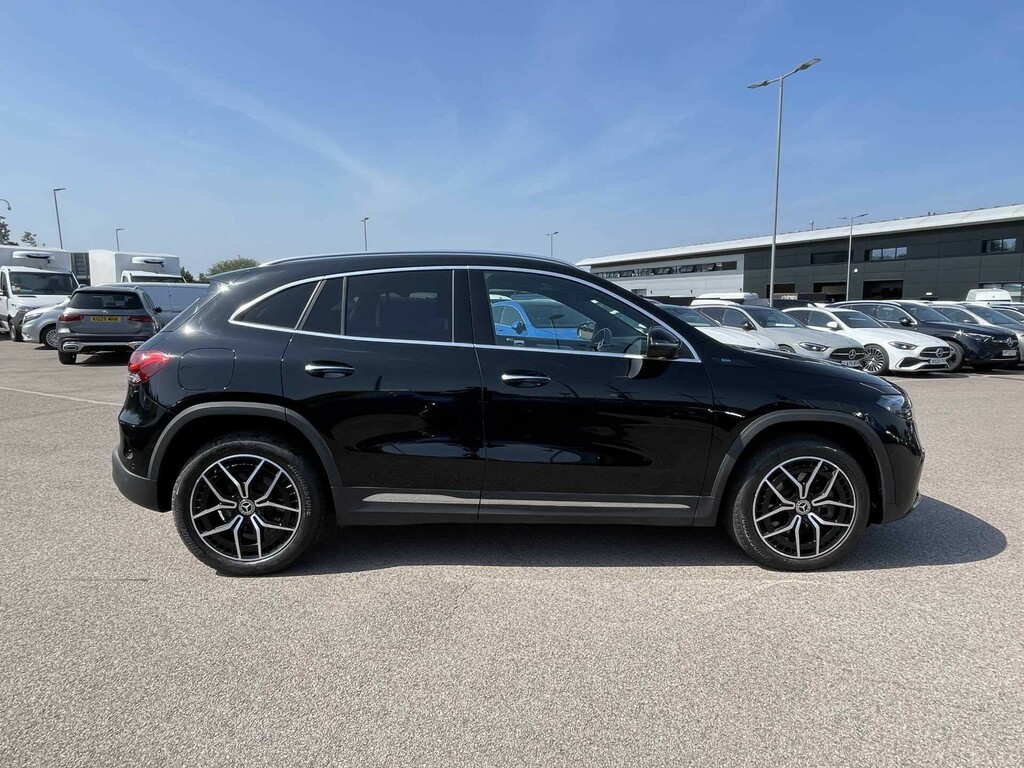 Mercedes-Benz EQA Eqa 250 66.5Kwh Amg Line Premium Suv Electri  #2