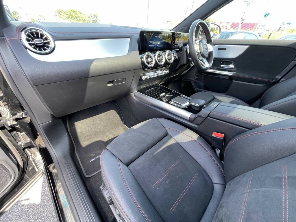 Mercedes-Benz EQA Suv Black #25