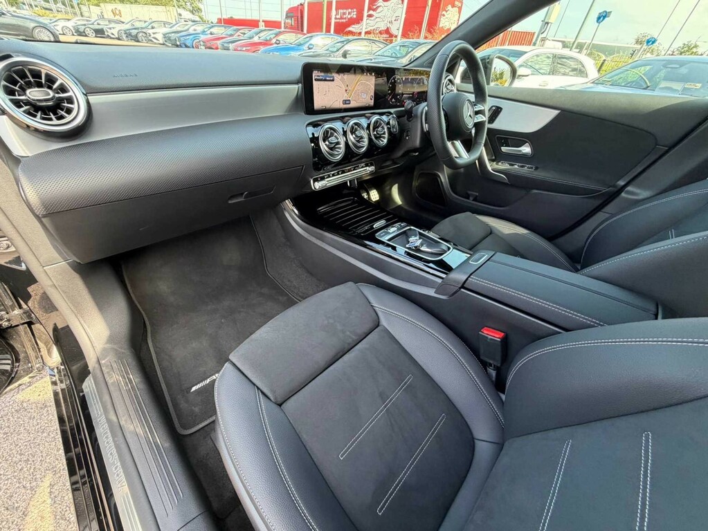 Mercedes-Benz A Class 1.3 A 180 Sport White #23