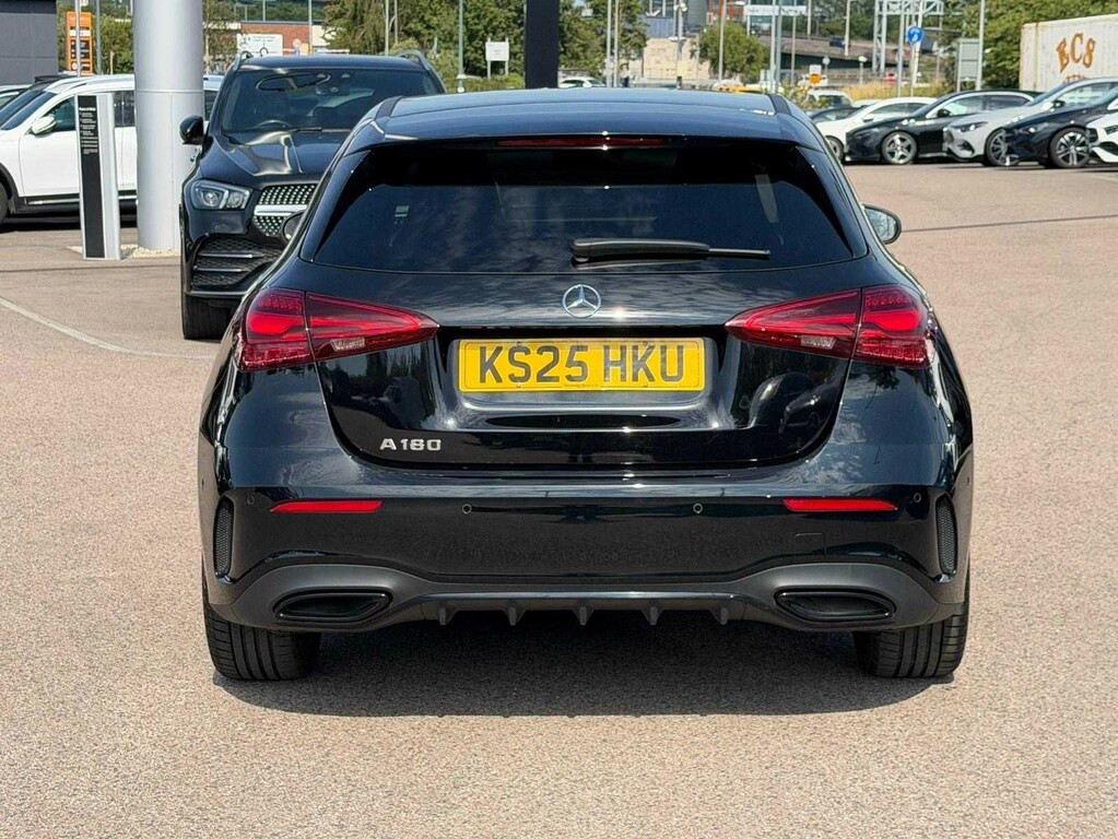 Mercedes-Benz A Class 1.3 A 180 Sport White #5