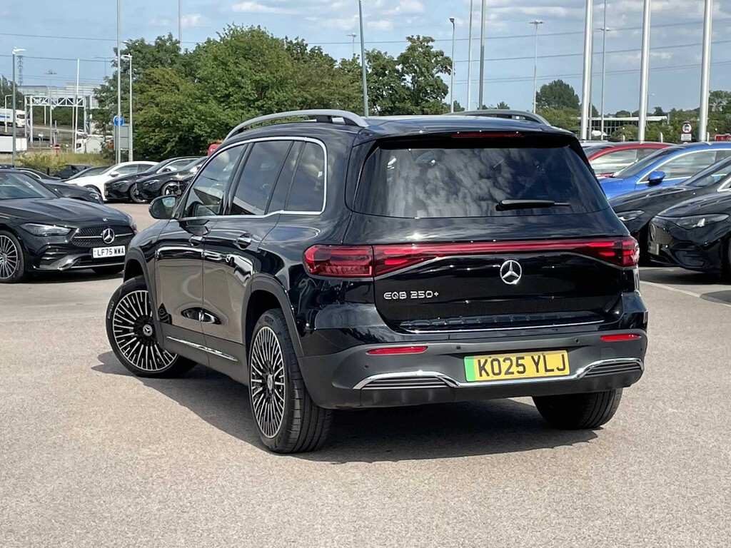 Mercedes-Benz EQB Amg Line Premium Blue #10