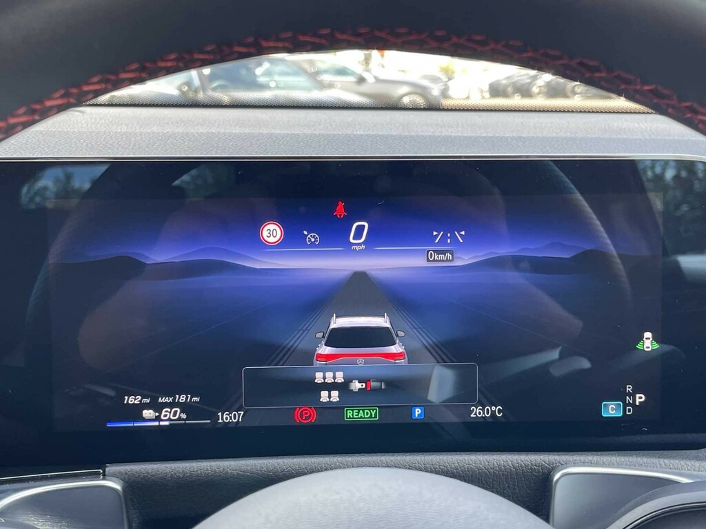 Mercedes-Benz EQB Amg Line Premium Blue #31