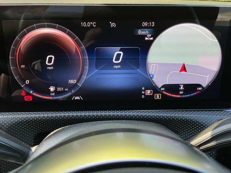 Mercedes-Benz A Class 1.3 A180 Amg Line Executive Saloon 7G White #65
