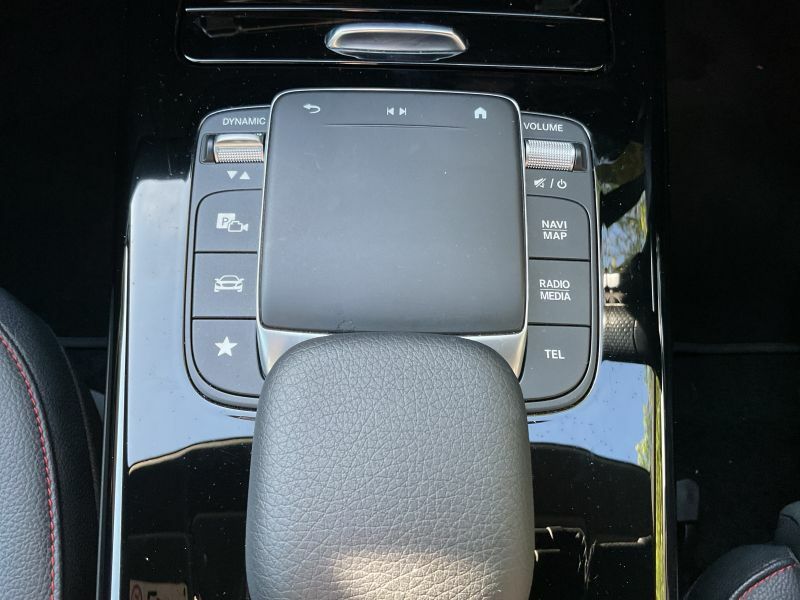 Mercedes-Benz A Class 1.3 A180 Amg Line Executive Saloon 7G White #32